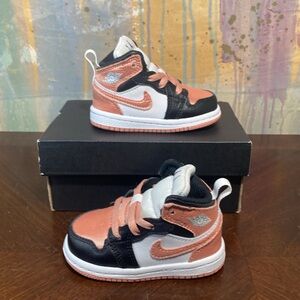 Jordan 1 Mid White Light Madder Root Black  Toddler size 4c New Other